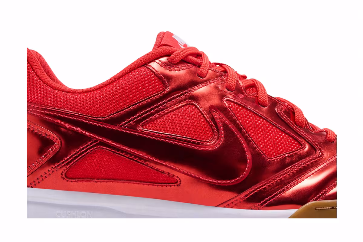 Nike Gato LV8 Metallic Light Crimson, view 3