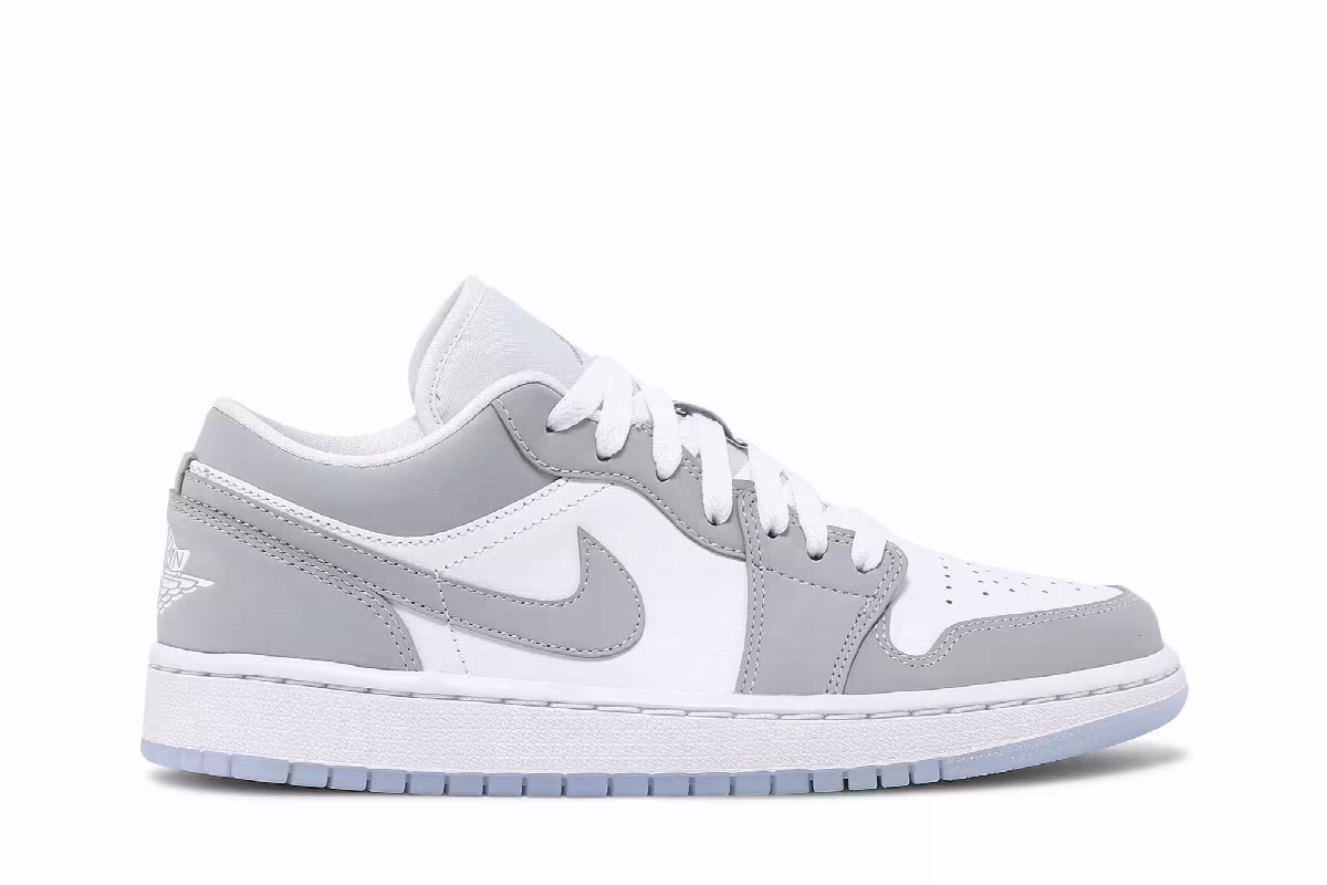 Women's Air Jordan 1 Low White Wolf Grey, view 2