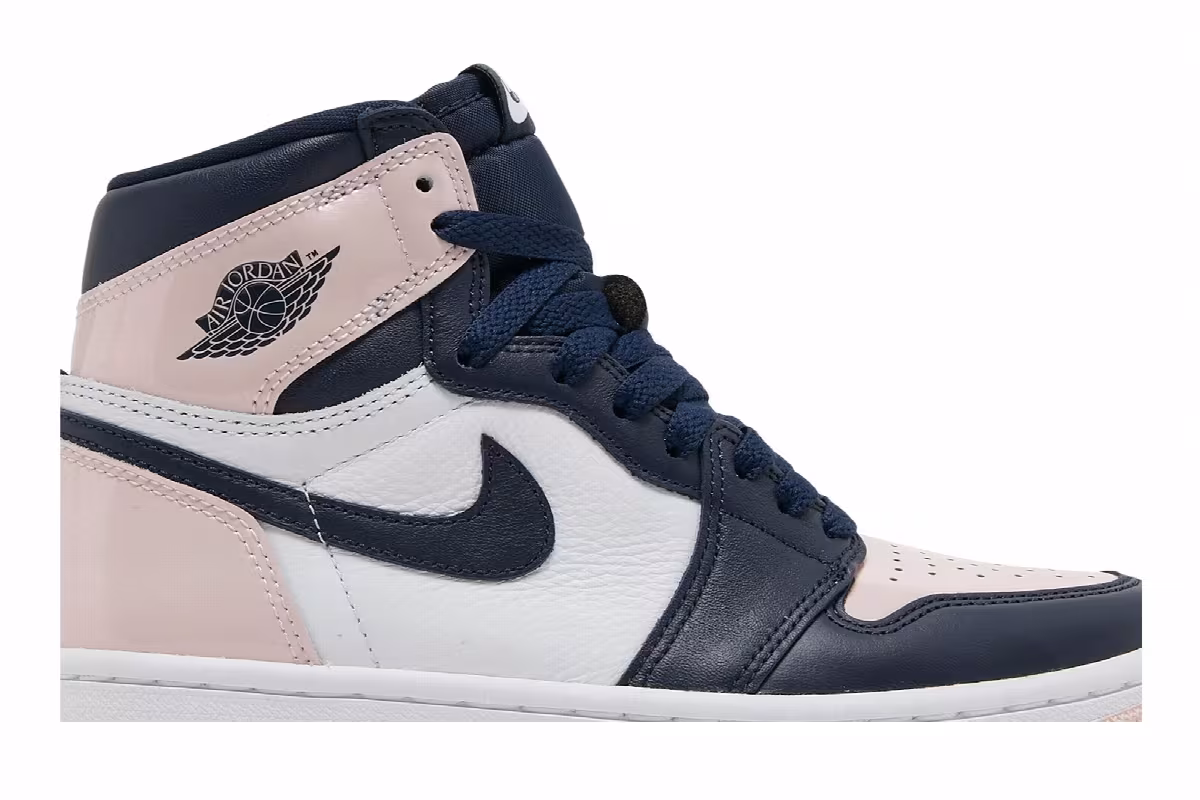 Women's Air Jordan 1 High OG SE Bubble Gum, view 3
