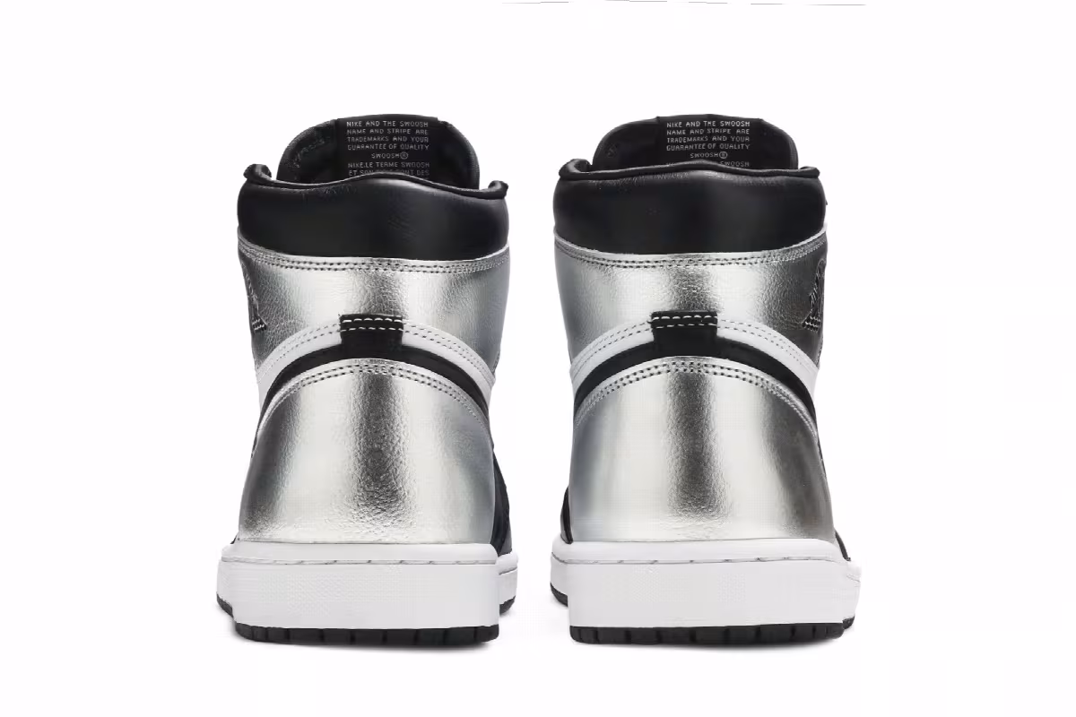 Women's Air Jordan 1 High OG Silver Toe, view 7
