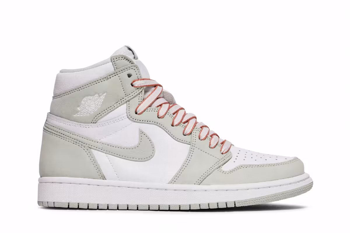 Women's Air Jordan 1 High OG Seafoam, view 2