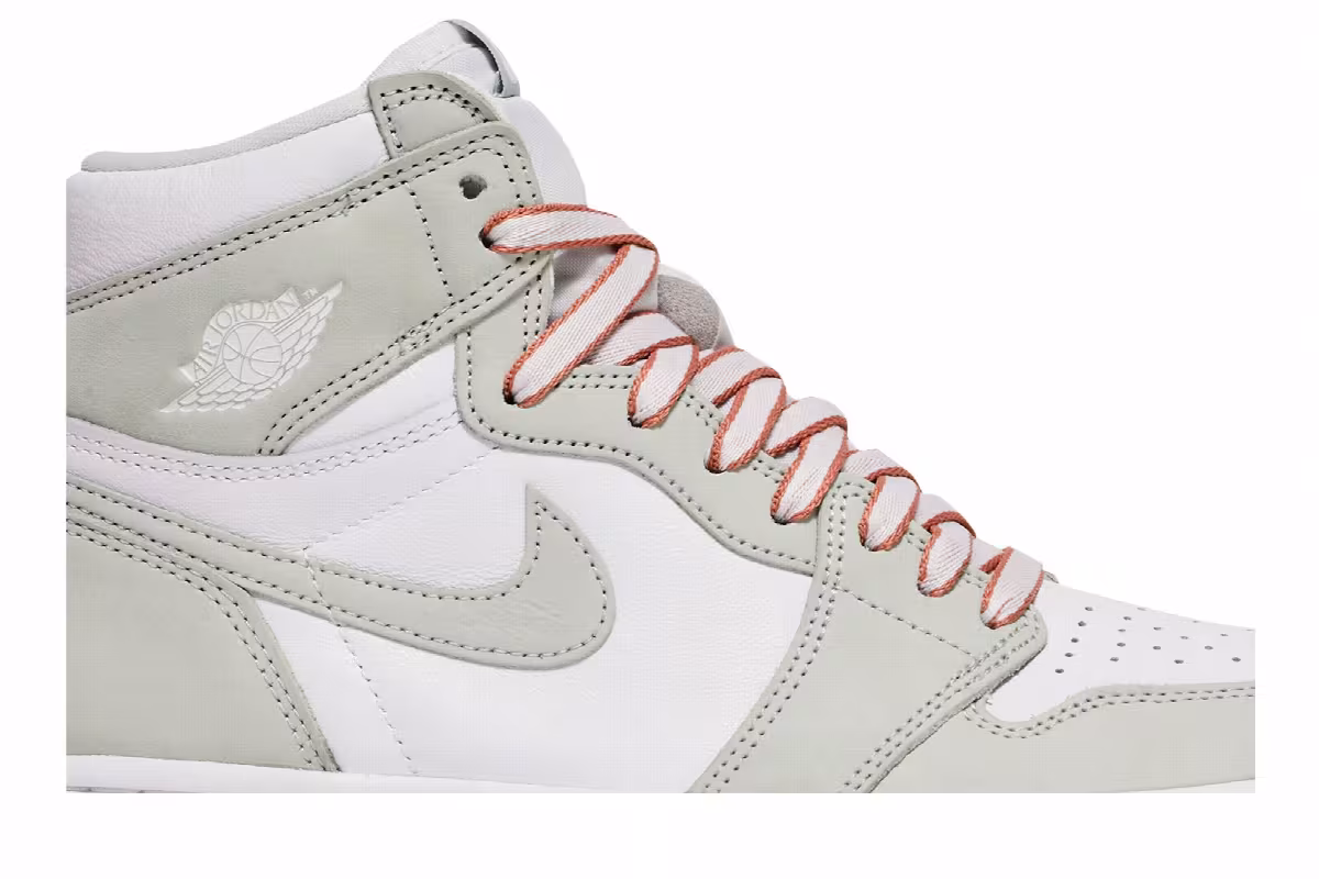 Women's Air Jordan 1 High OG Seafoam, view 3