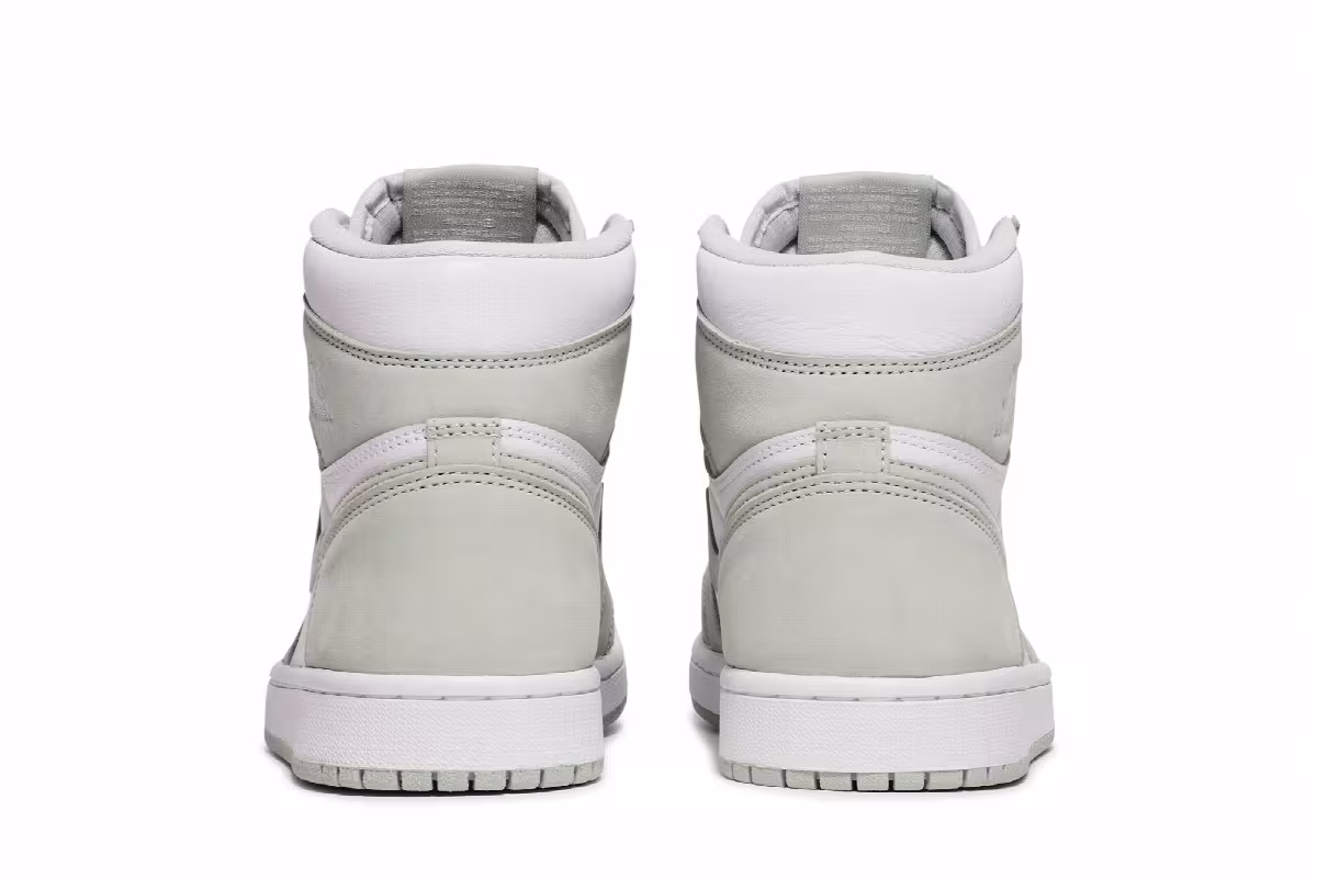 Women's Air Jordan 1 High OG Seafoam, view 7