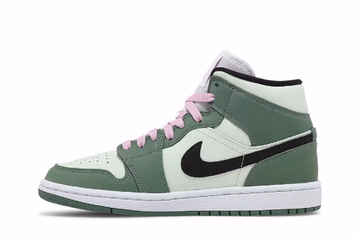 Women's Air Jordan 1 Mid SE Dutch Green, view 4