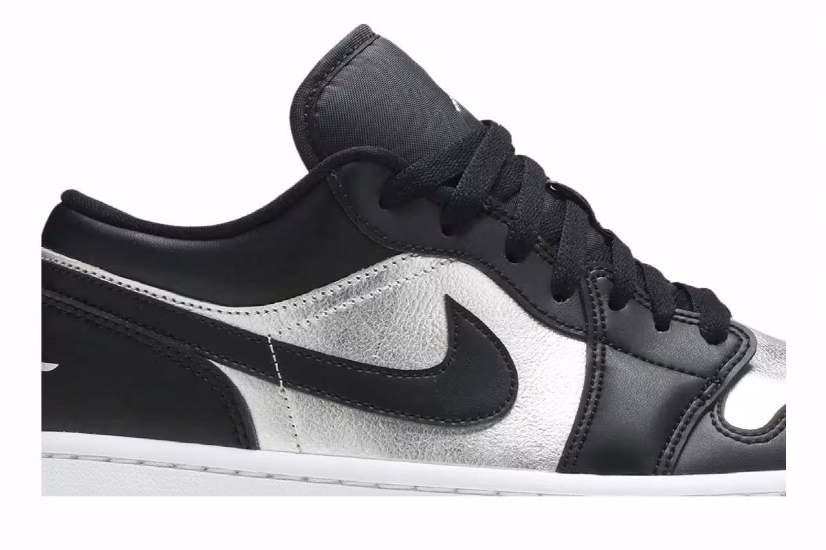 Women's Air Jordan 1 Low SE Silver Toe, view 3