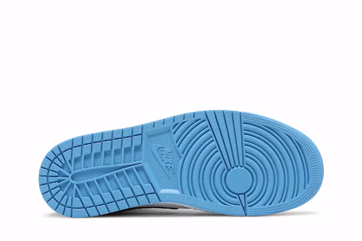 Women's Air Jordan 1 Mid University Blue, view 5