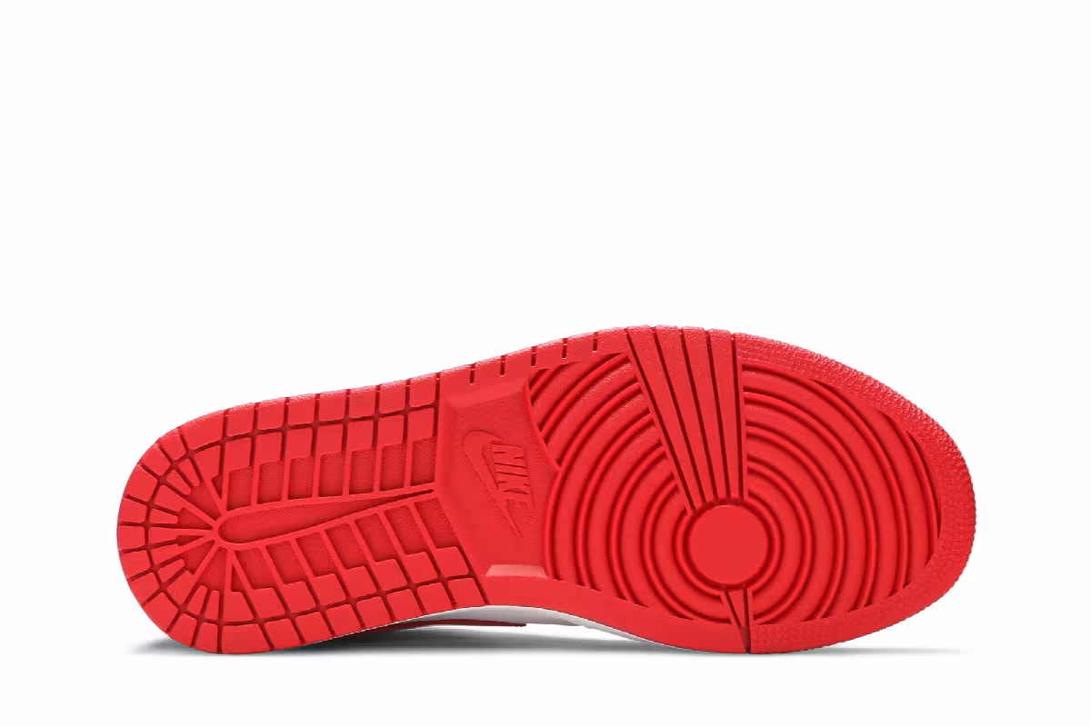 Women's Air Jordan 1 Mid Champ Colors, view 5