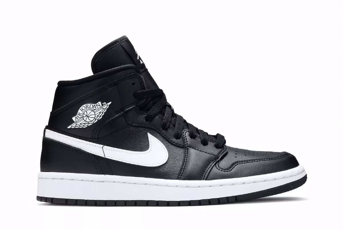 Women's Air Jordan 1 Mid Black White, view 2