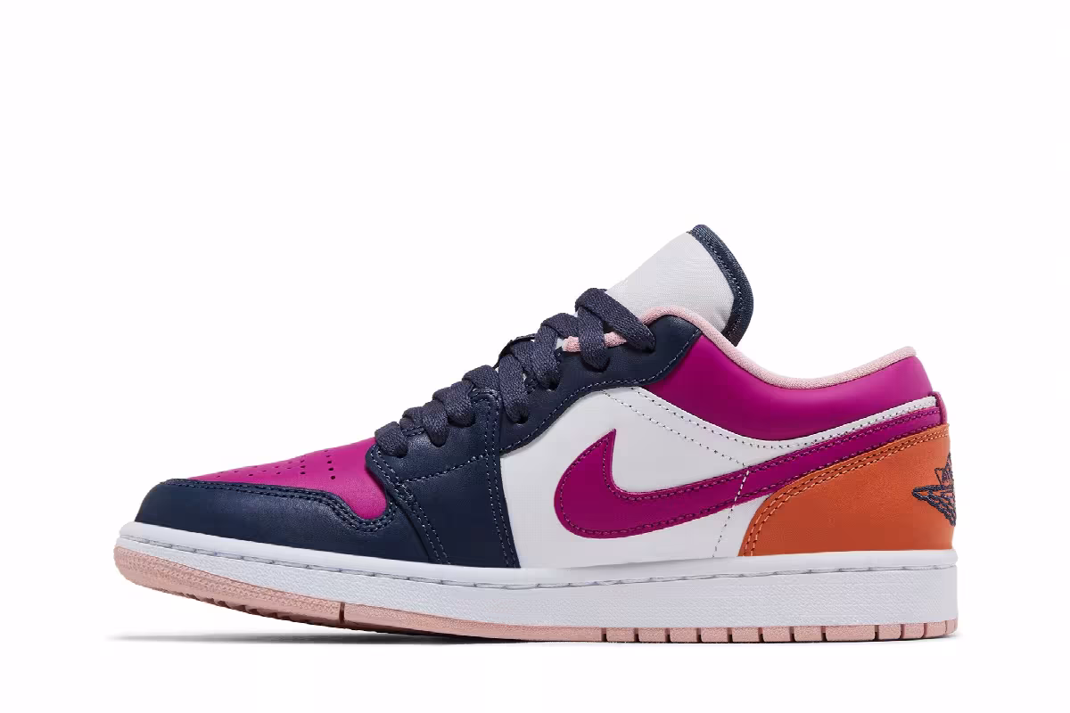 Women's Air Jordan 1 Low SE Mismatched - Purple Magenta, view 4