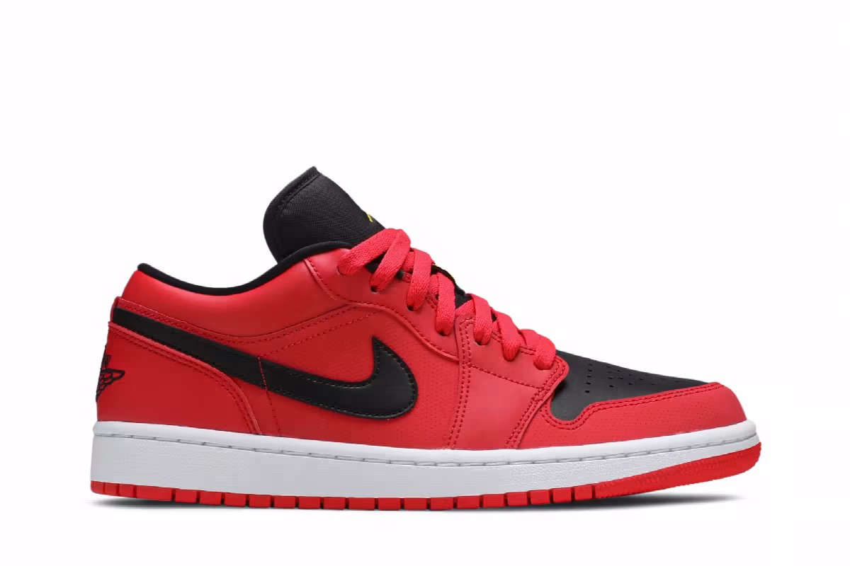 Women's Air Jordan 1 Low Siren Red, view 2