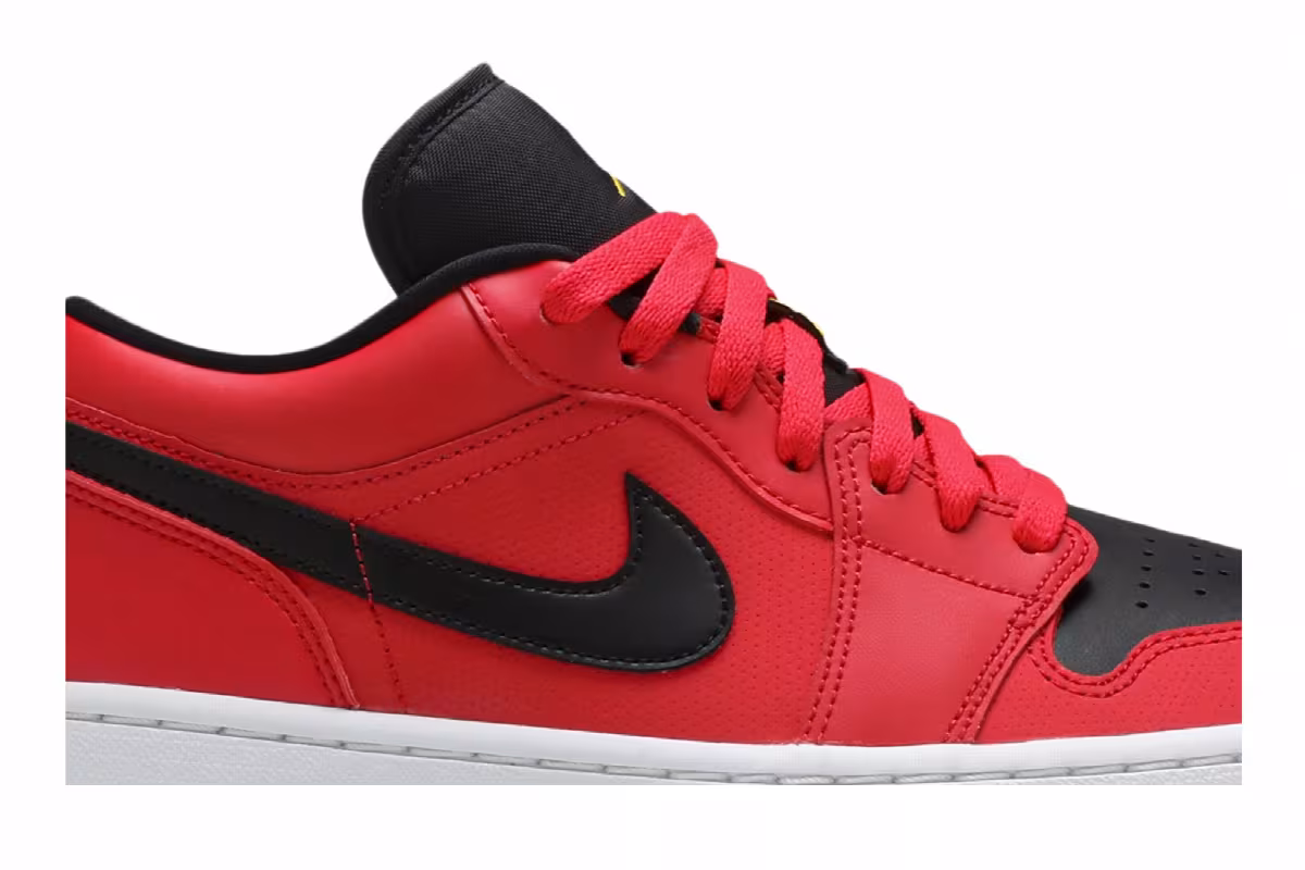 Women's Air Jordan 1 Low Siren Red, view 3