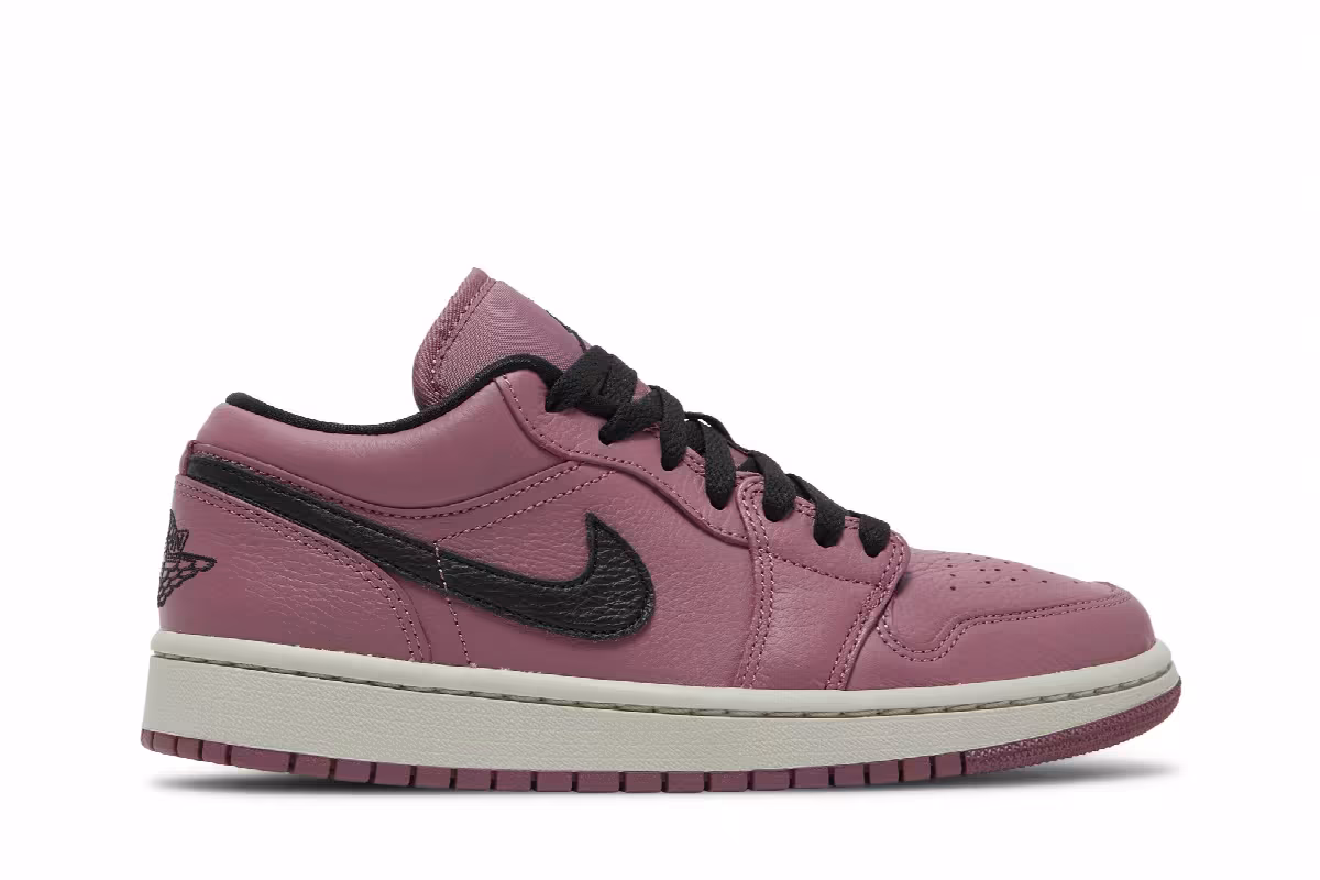 Women's Air Jordan 1 Low SE Light Mulberry, view 2