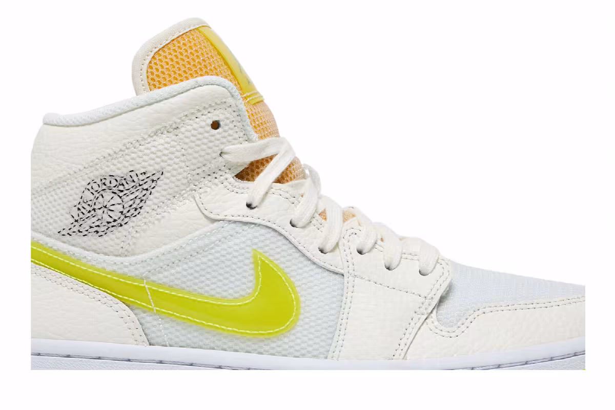 Women's Air Jordan 1 Mid SE Voltage Yellow, view 3