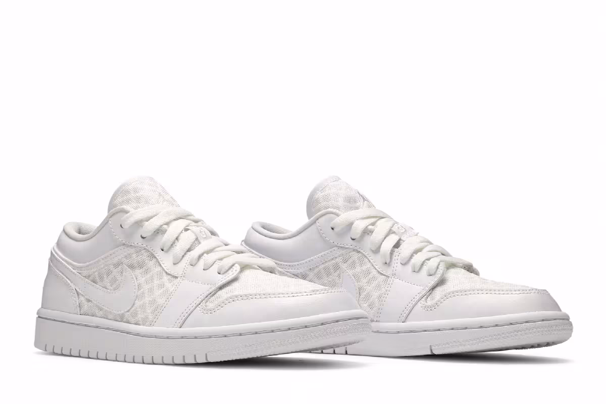 Women's Air Jordan 1 Low Breathe Triple White, view 9