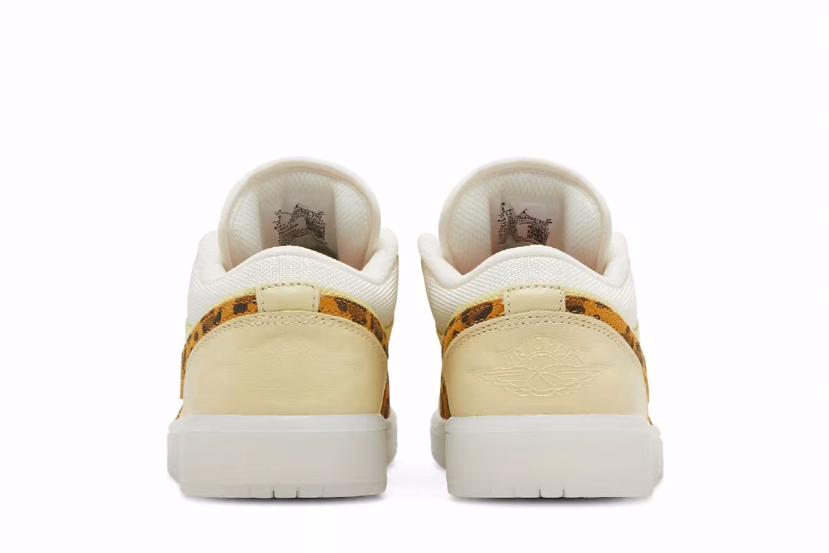 Women's Air Jordan 1 Low SNKRS Day, view 7