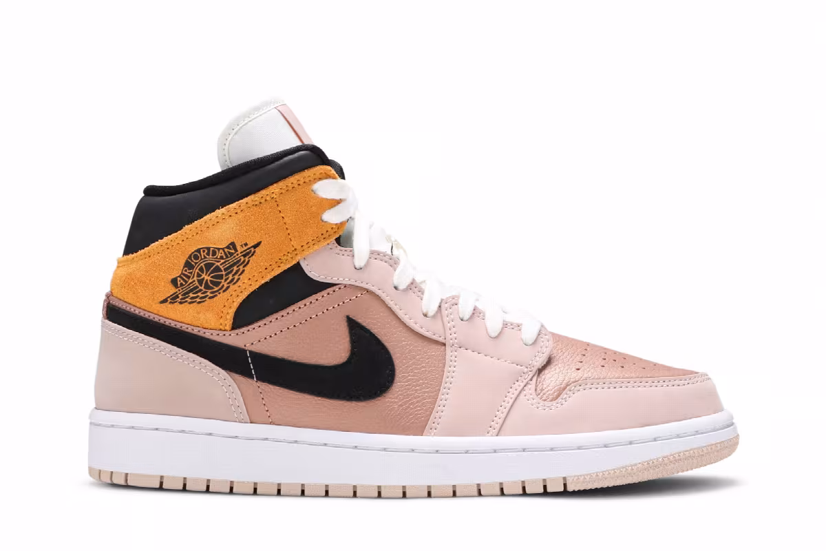 Women's Air Jordan 1 Mid SE Particle Beige, view 2