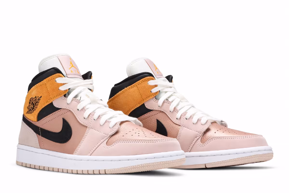 Women's Air Jordan 1 Mid SE Particle Beige, view 9