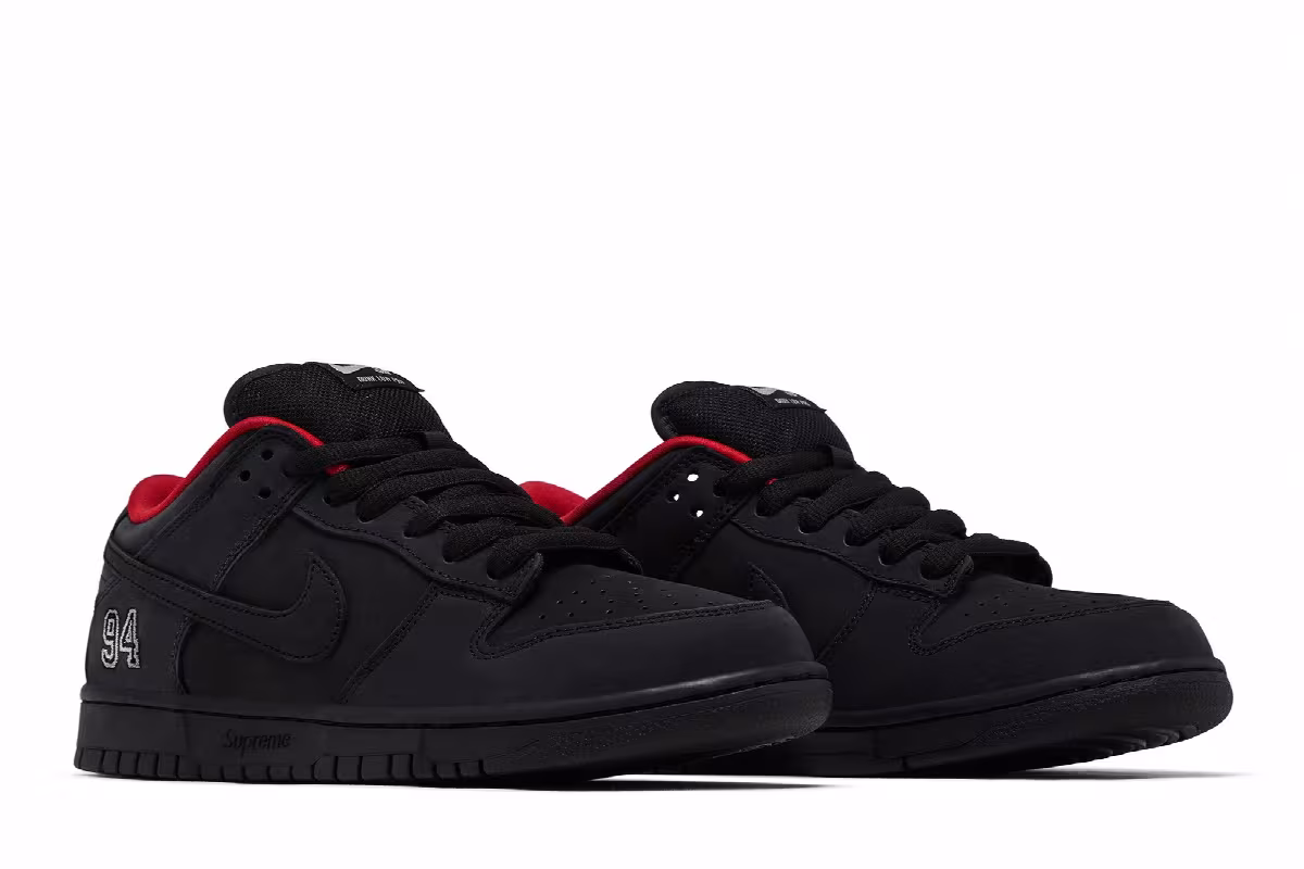 Supreme x Nike Dunk Low SB Black, view 9