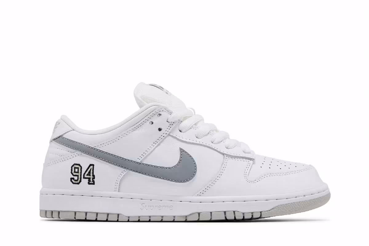 Supreme x Nike Dunk Low SB White Metallic Silver, view 2