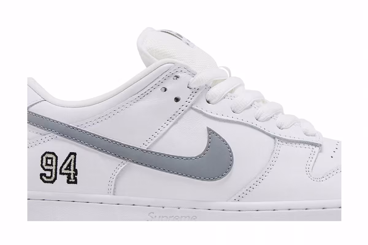 Supreme x Nike Dunk Low SB White Metallic Silver, view 3