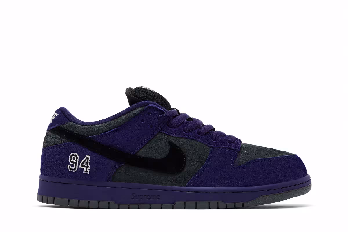 Supreme x Nike Dunk Low SB Ink, view 2