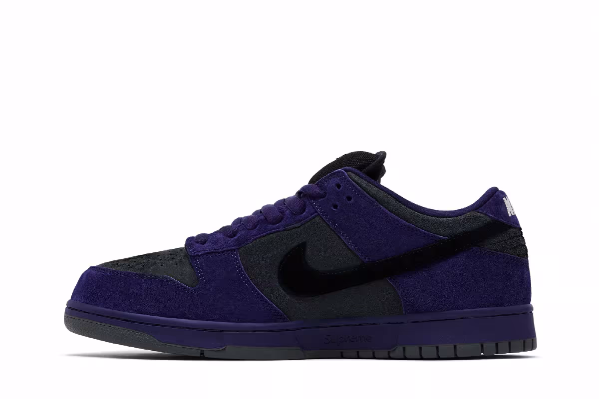 Supreme x Nike Dunk Low SB Ink, view 4
