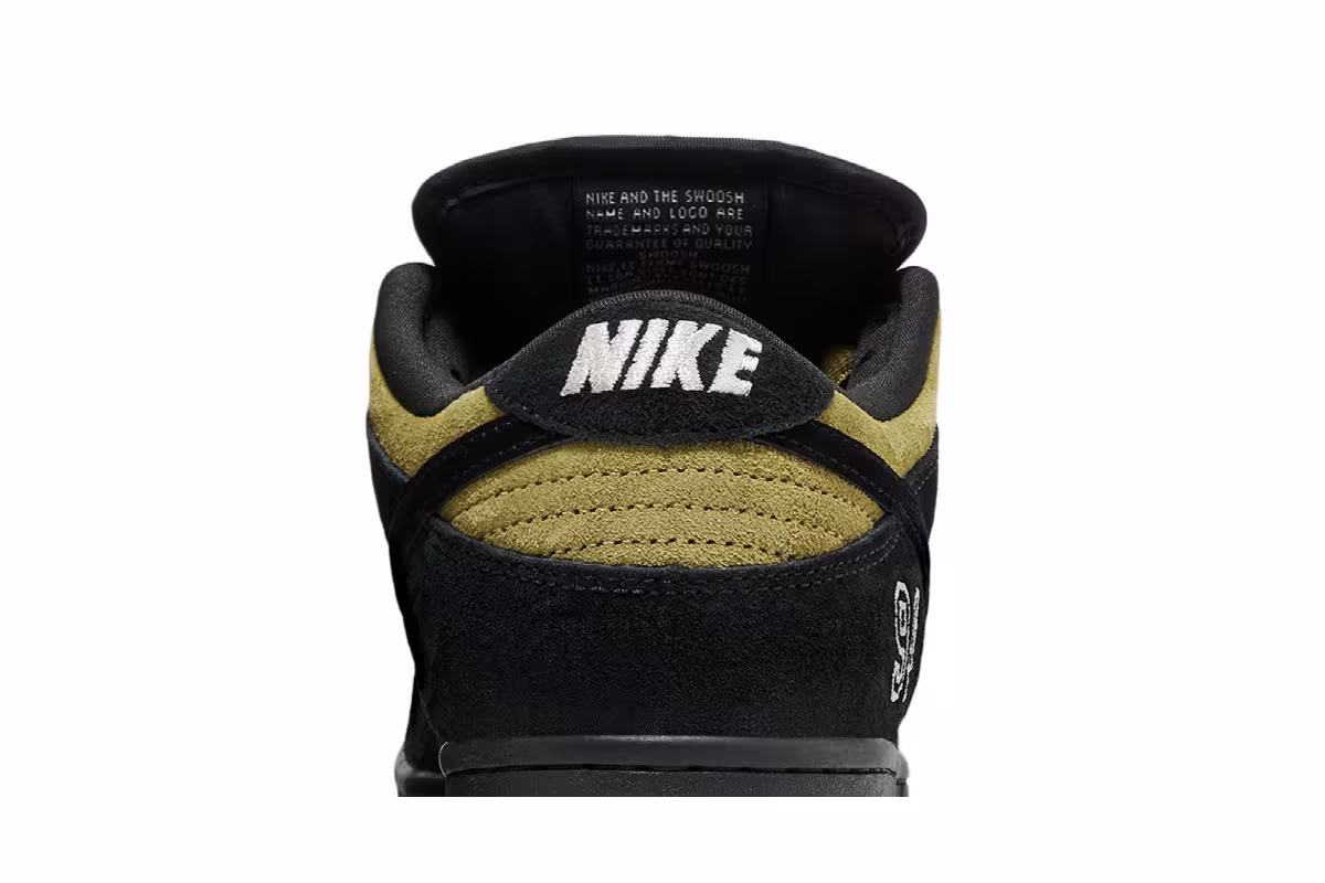 Supreme x Nike Dunk Low SB Camper Green, view 8