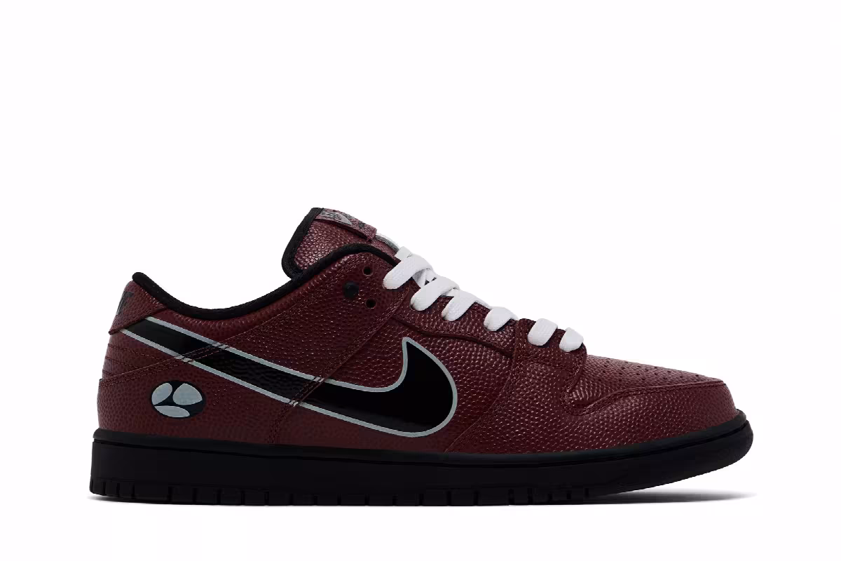 Limosine Skateboards x Nike Dunk Low SB Football, view 2