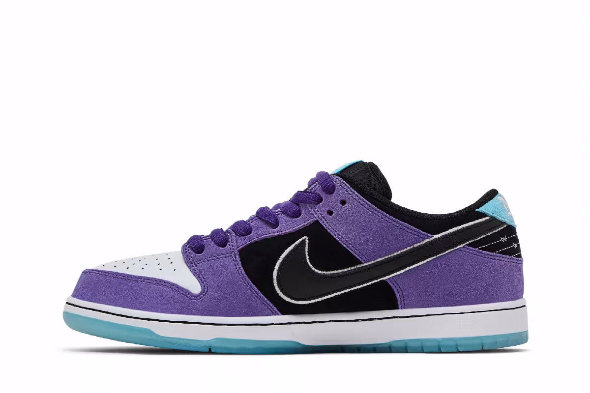 Hayley Wilson x Nike Dunk Low SB Court Purple, view 4
