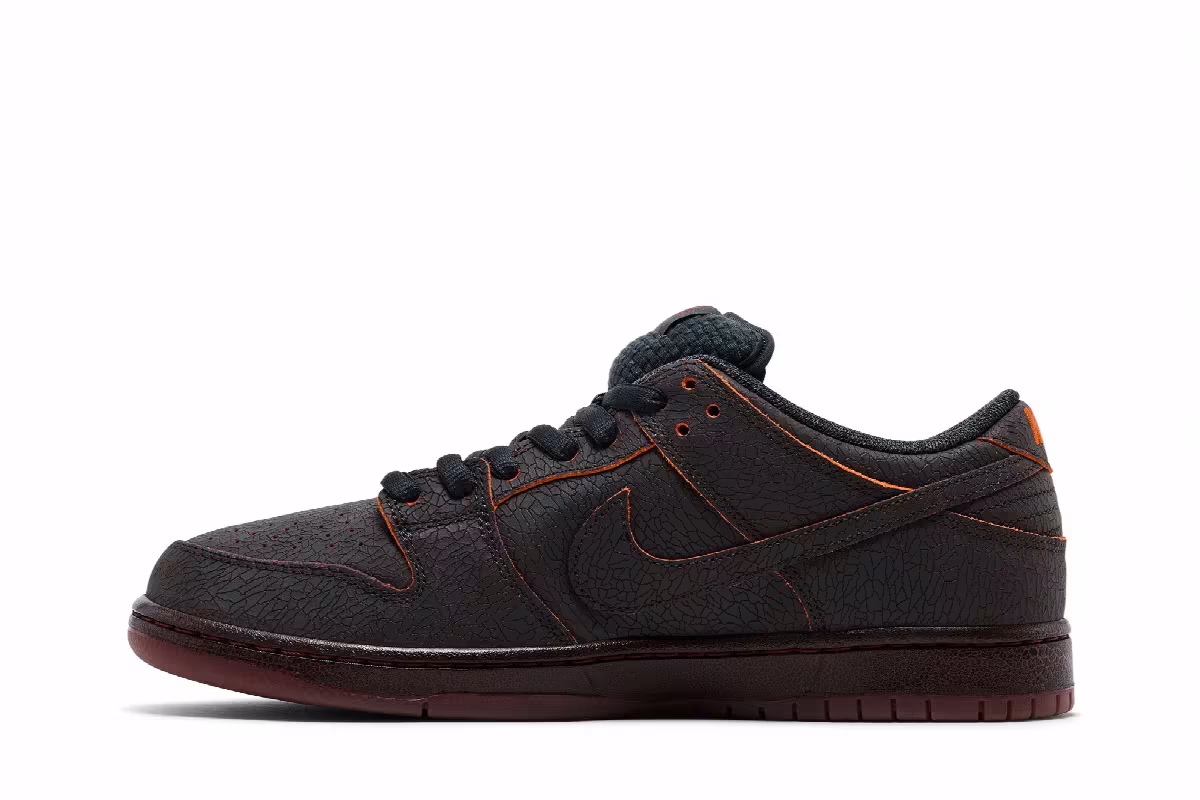 Nike Dunk Low SB Krampus, view 4