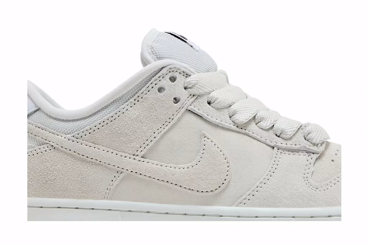 Nike Dunk Low SB Pro B Pale Ivory, view 3