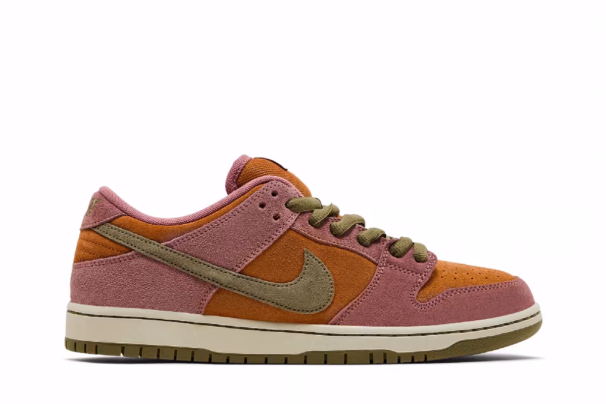 Nike Dunk Low SB Red Stardust, view 2
