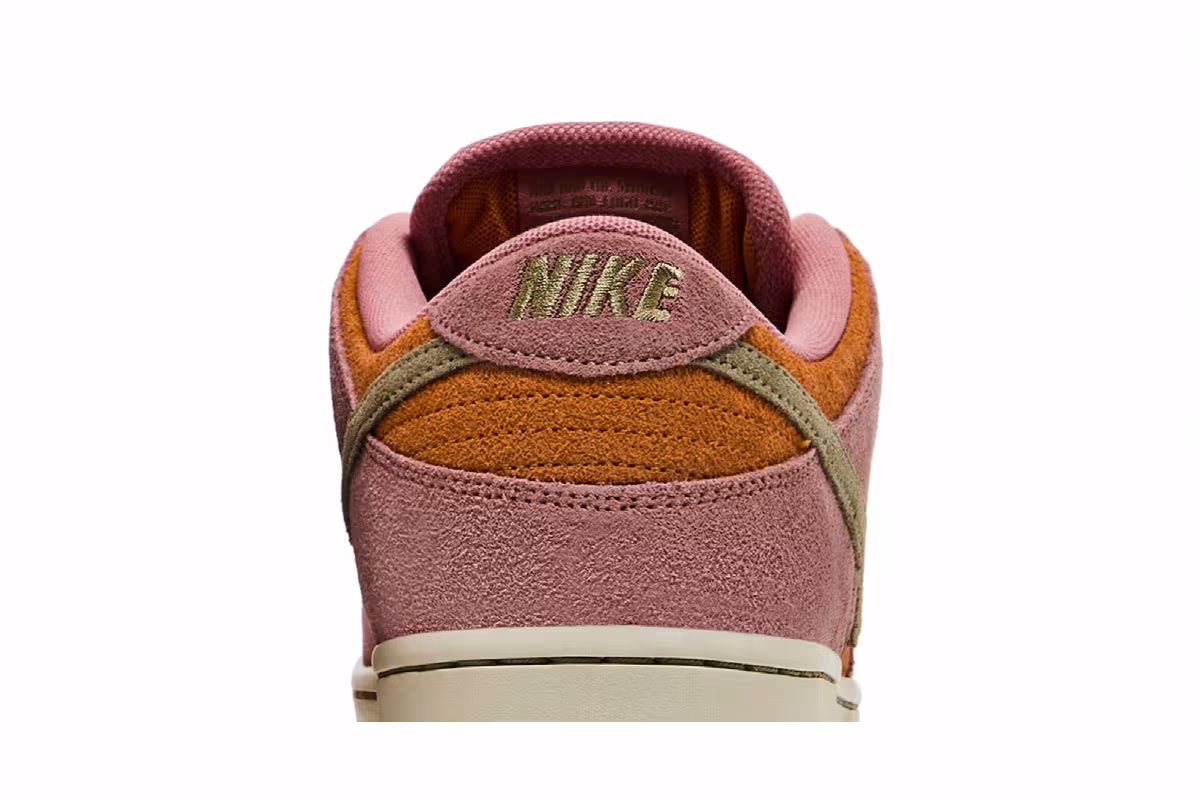 Nike Dunk Low SB Red Stardust, view 8
