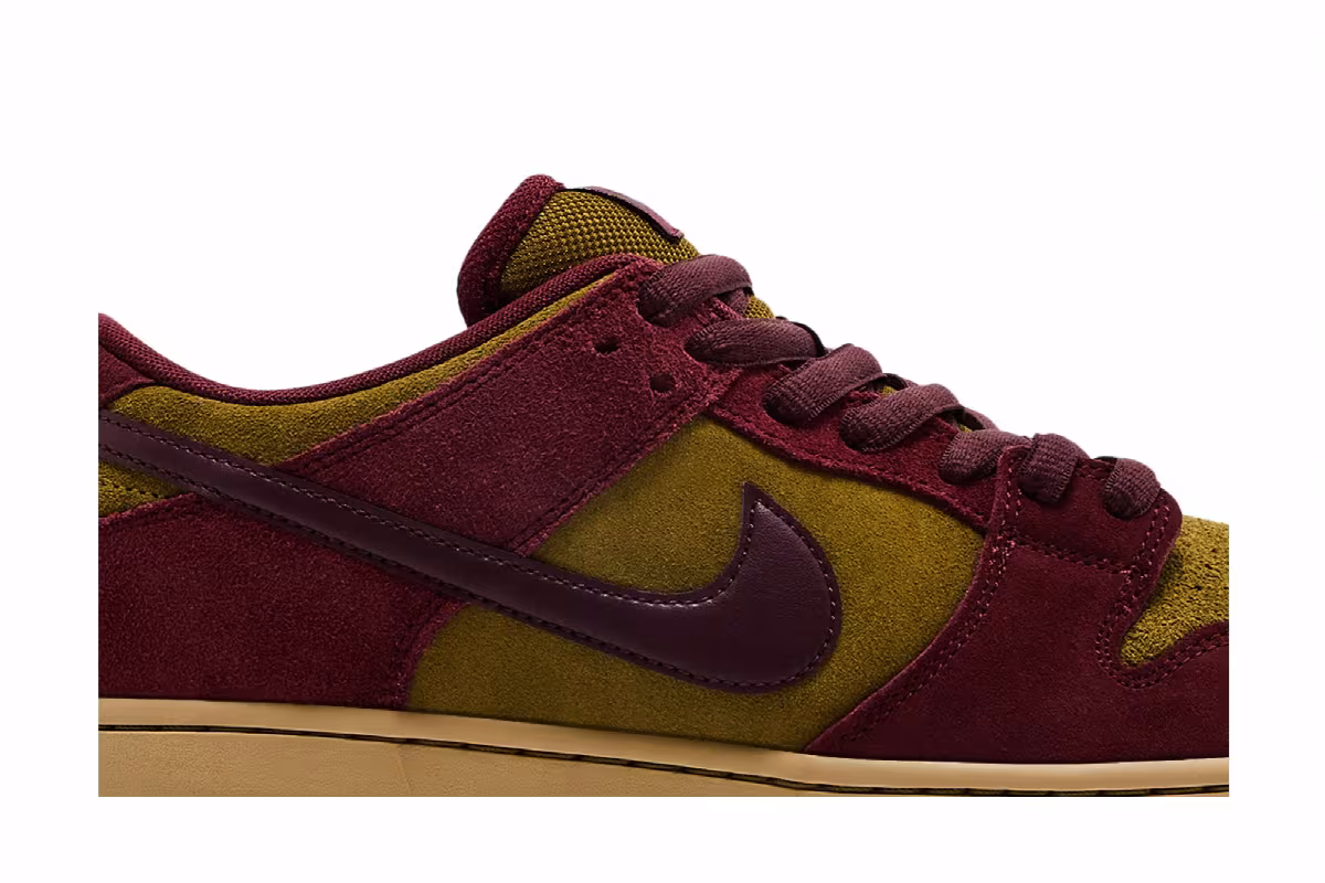 Nike Dunk Low SB Dark Team Red Olive Flak, view 3