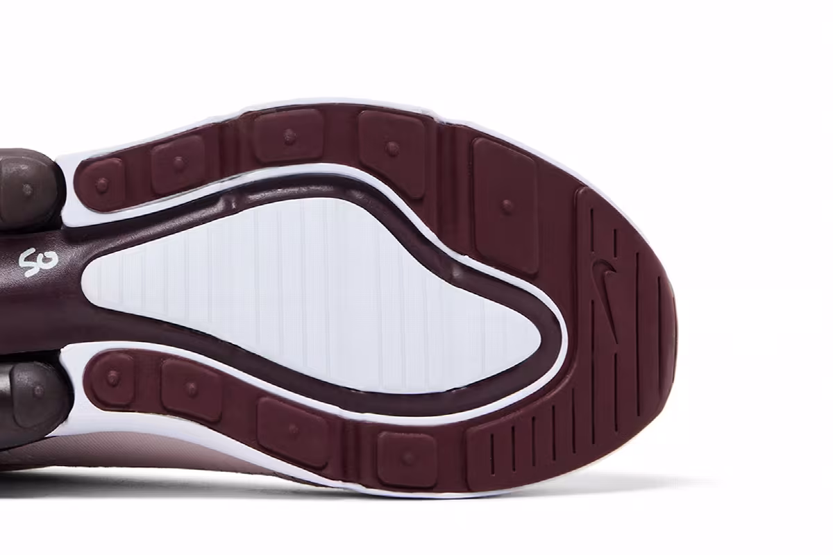 Nike Women's Air Max 270 Silt Red Burgundy Crush, view 6