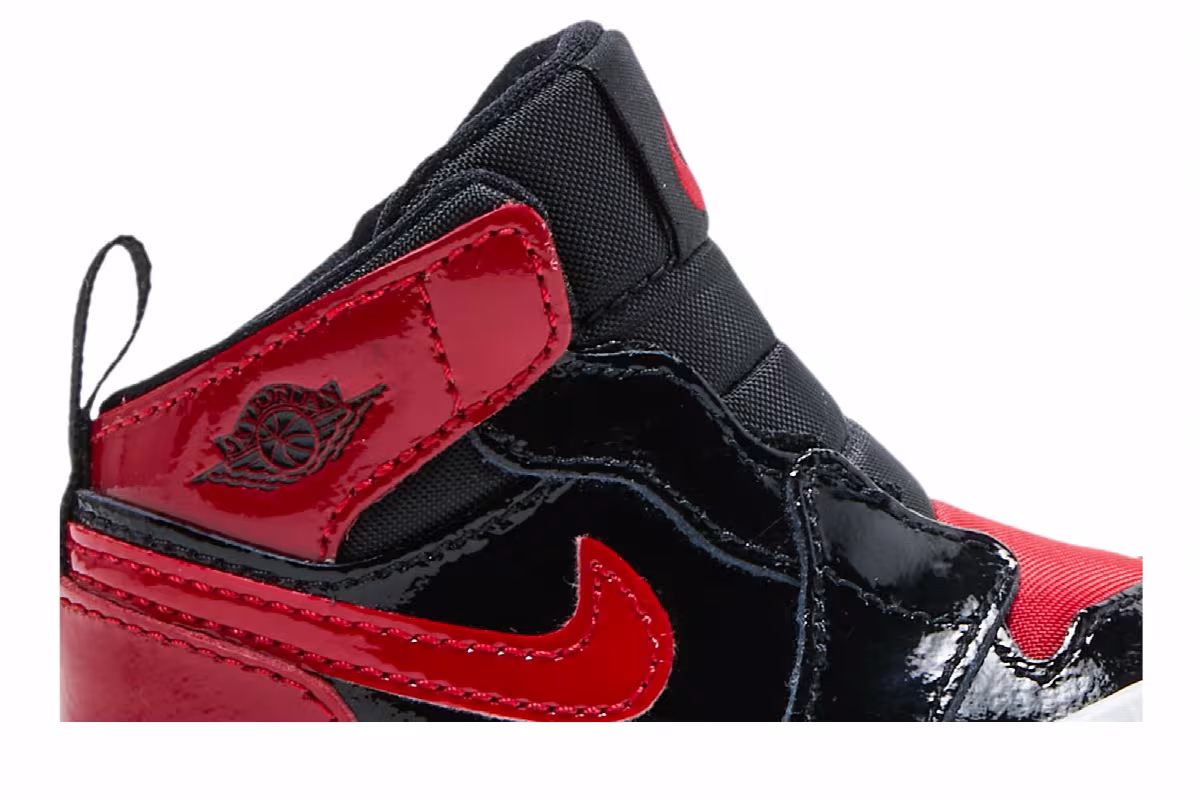 Air Jordan 1 High OG Crib Patent Bred, view 3