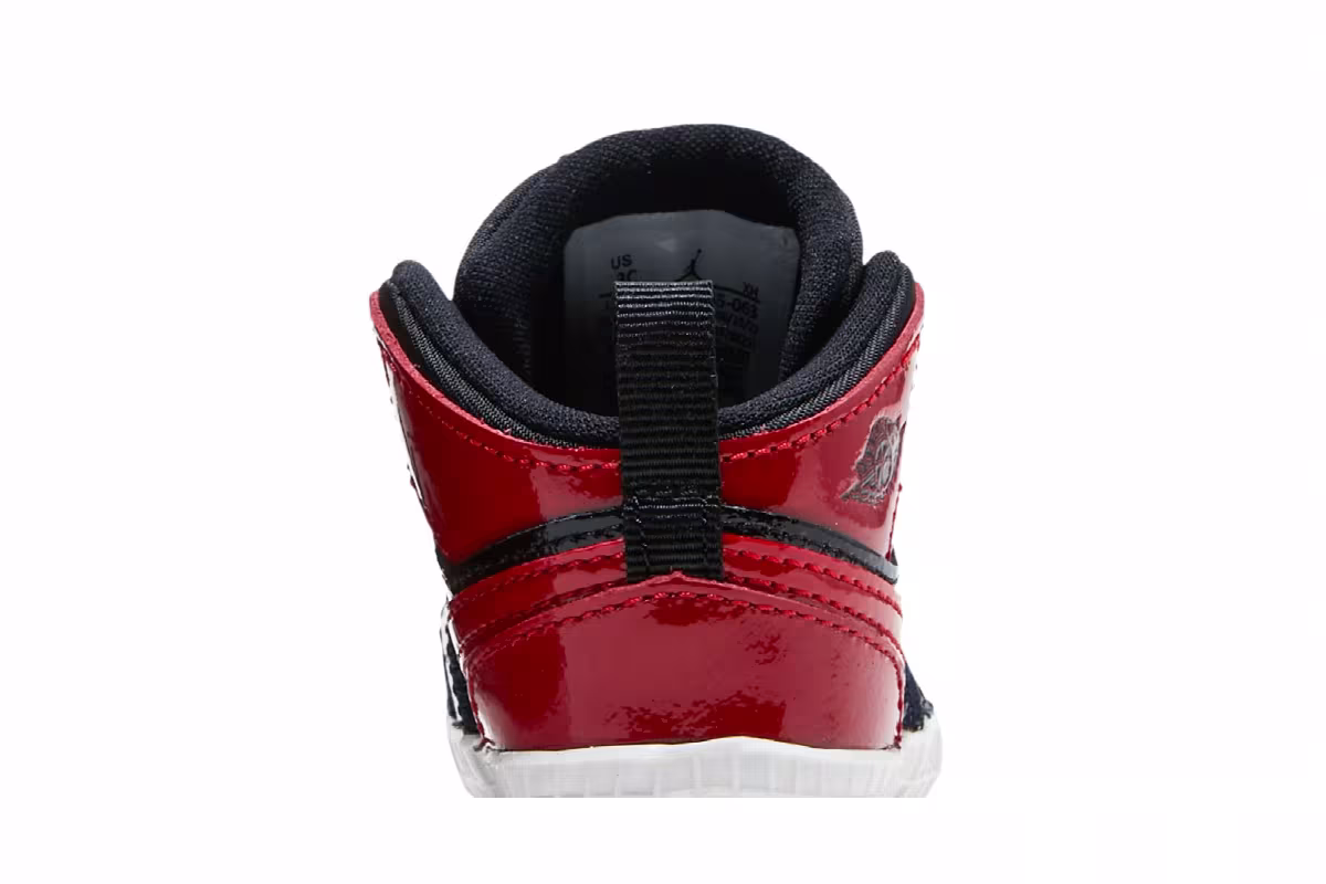 Air Jordan 1 High OG Crib Patent Bred, view 8