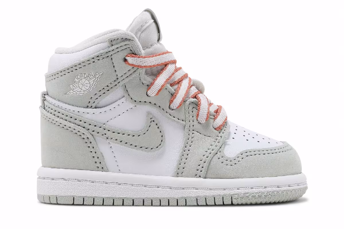 Air Jordan 1 High OG TD Seafoam, view 2