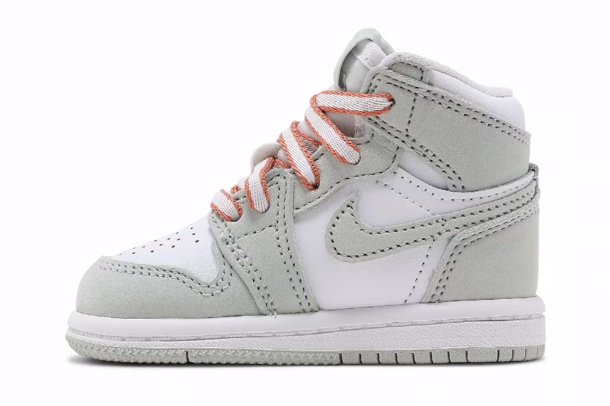 Air Jordan 1 High OG TD Seafoam, view 4