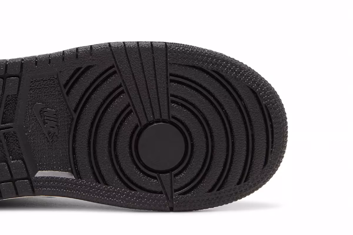Air Jordan 1 Mid TD Shadow, view 6