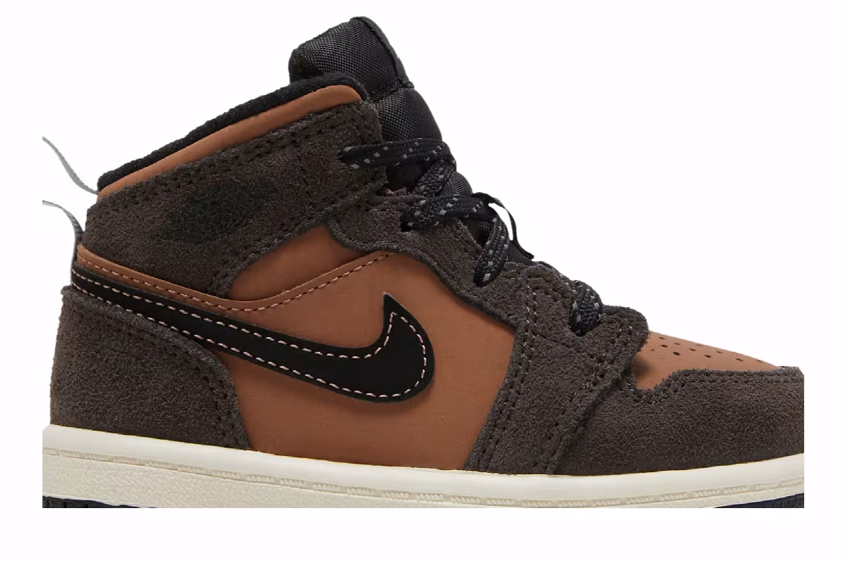 Air Jordan 1 Mid SE TD Earth Tone, view 3