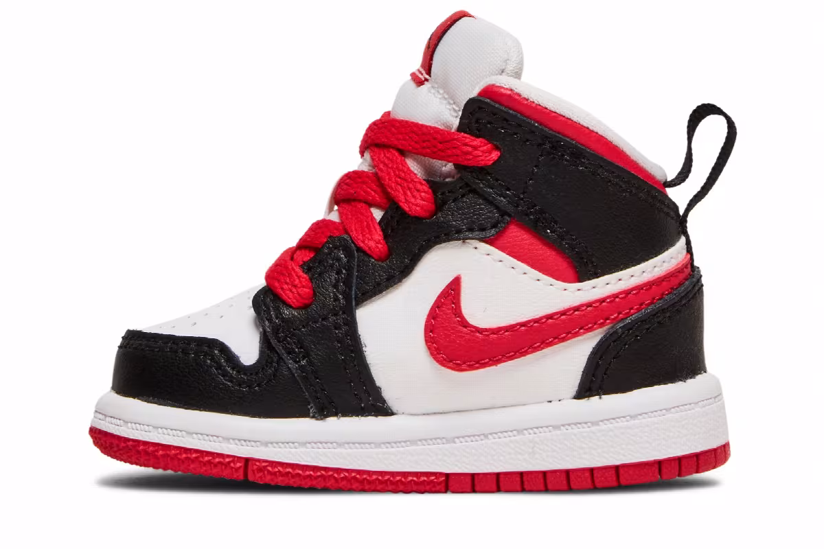 Air Jordan 1 Mid TD White Very Berry, view 4