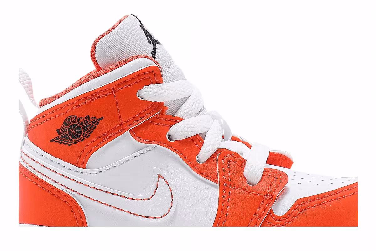 Air Jordan 1 Mid SE TD Electro Orange, view 3
