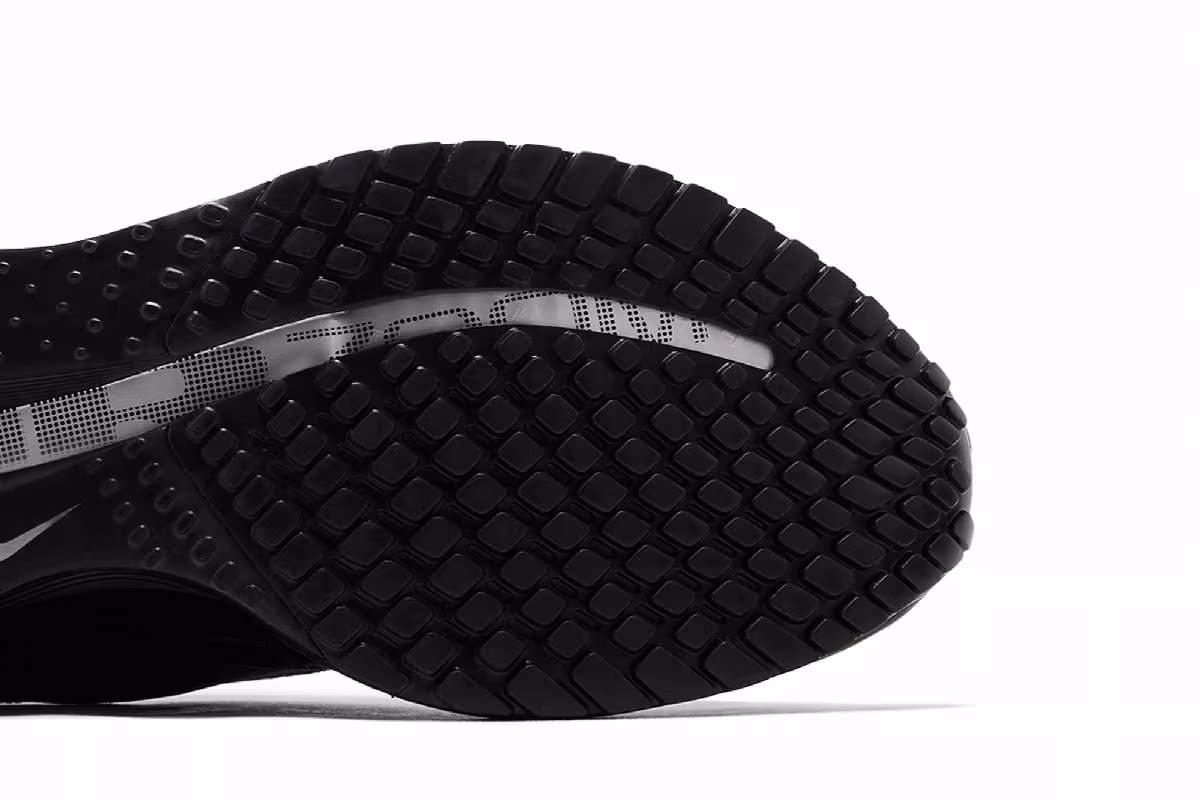 Nike Pegasus Premium Black Metallic Silver, view 6