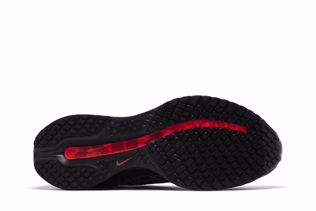 Nike Pegasus Premium Black Bright Crimson, view 5