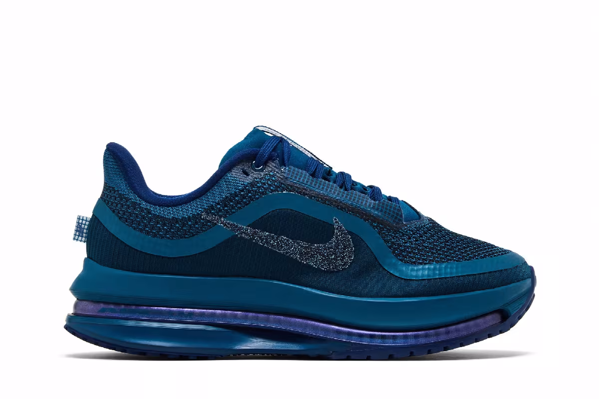 Swarovski x Nike Women's Air Zoom Pegasus Premium Blue Force, view 2