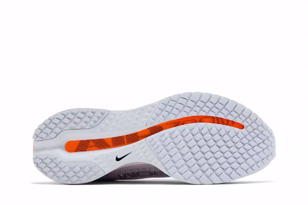 Nike Women's Pegasus Premium Airscape, view 5