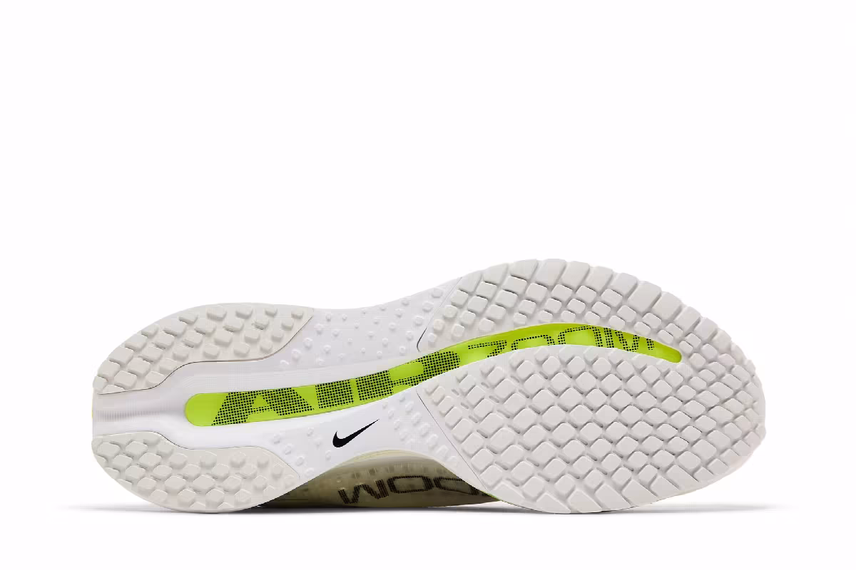 Nike Pegasus Premium White Volt, view 5