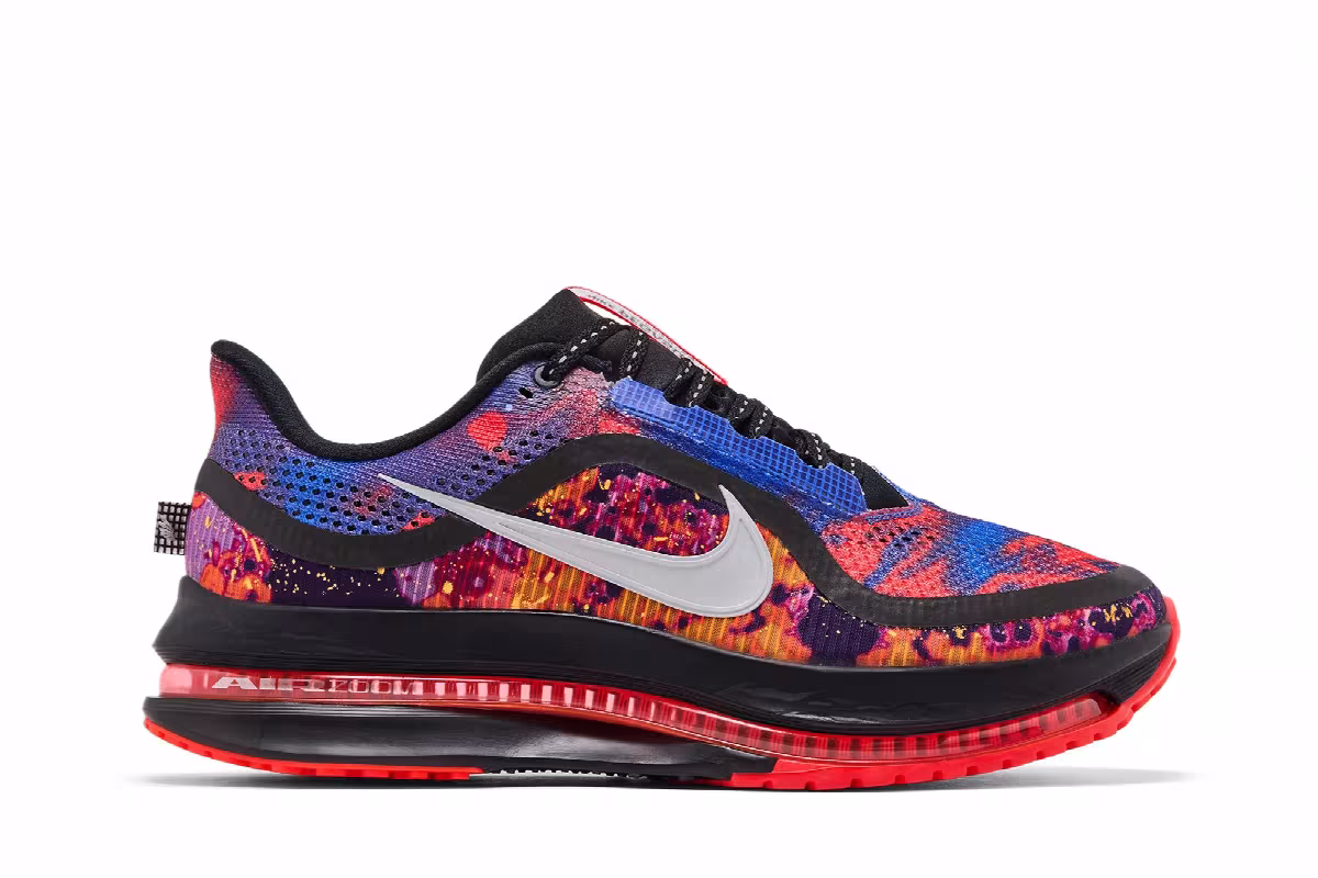 Nike Women's Air Zoom Pegasus Premium Bright Crimson, view 2