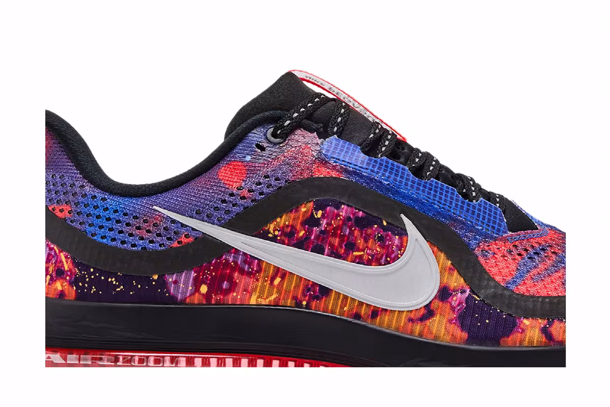 Nike Women's Air Zoom Pegasus Premium Bright Crimson, view 3